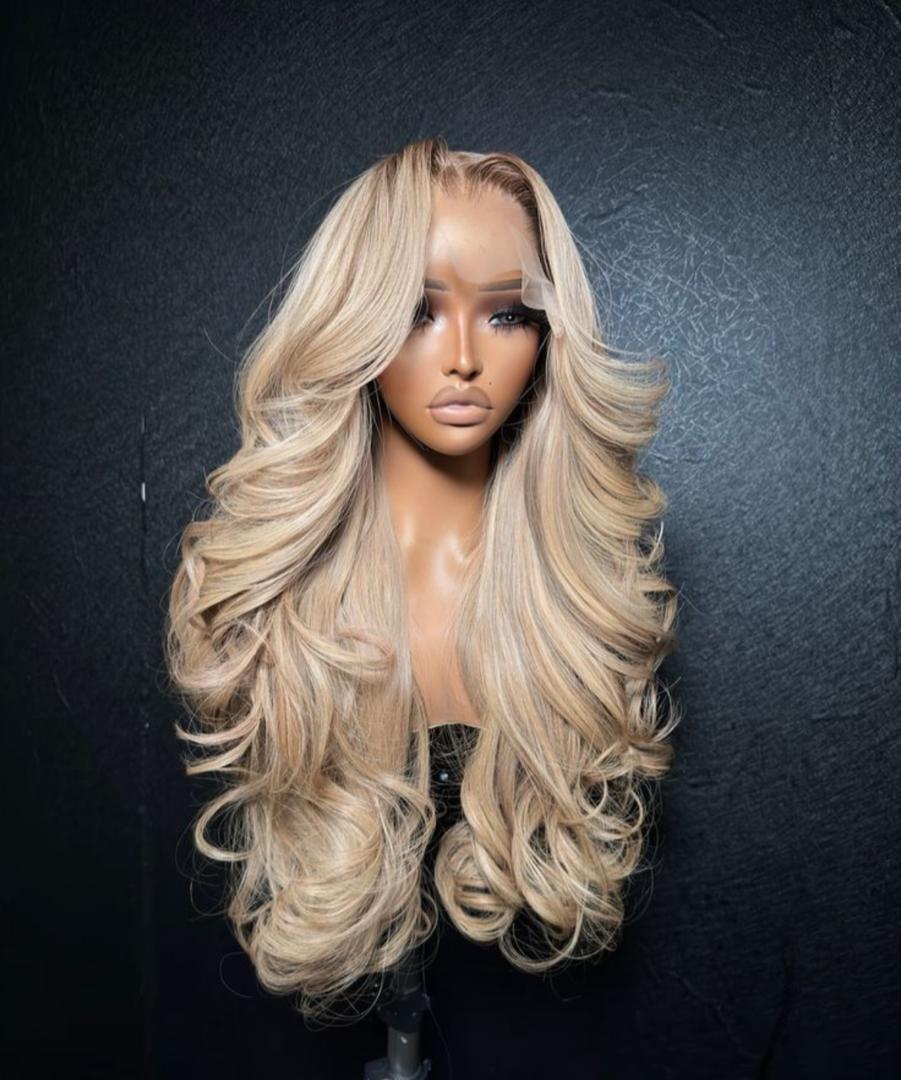 26 inches Bodywave Blonde 613 highlights wig 13x6 HD lace wig 200% density